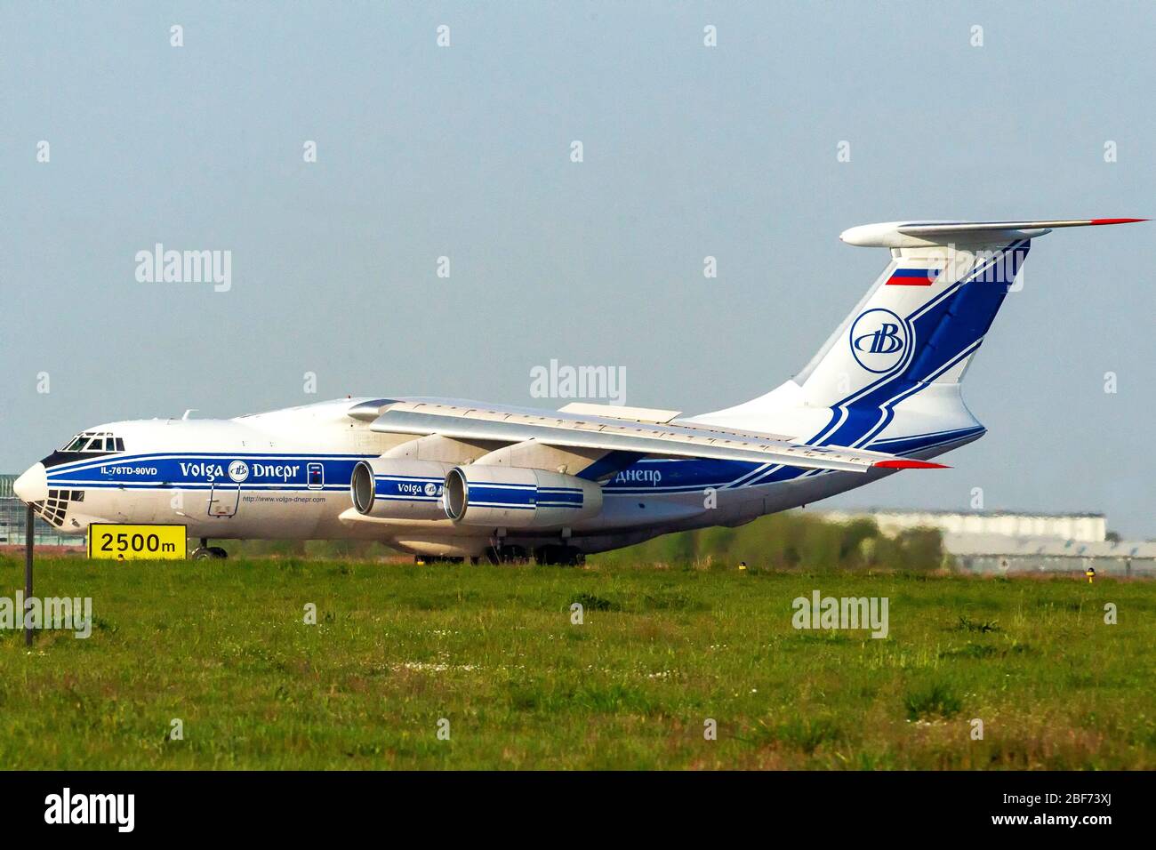 16 april 2020 Maastricht, The Netherlands Airplanes leaving the Airport Iljoesin IL76TD-90 VD cargo vliegtuig Iljoesin IL76TD-90 VD cargo plane Stock Photo