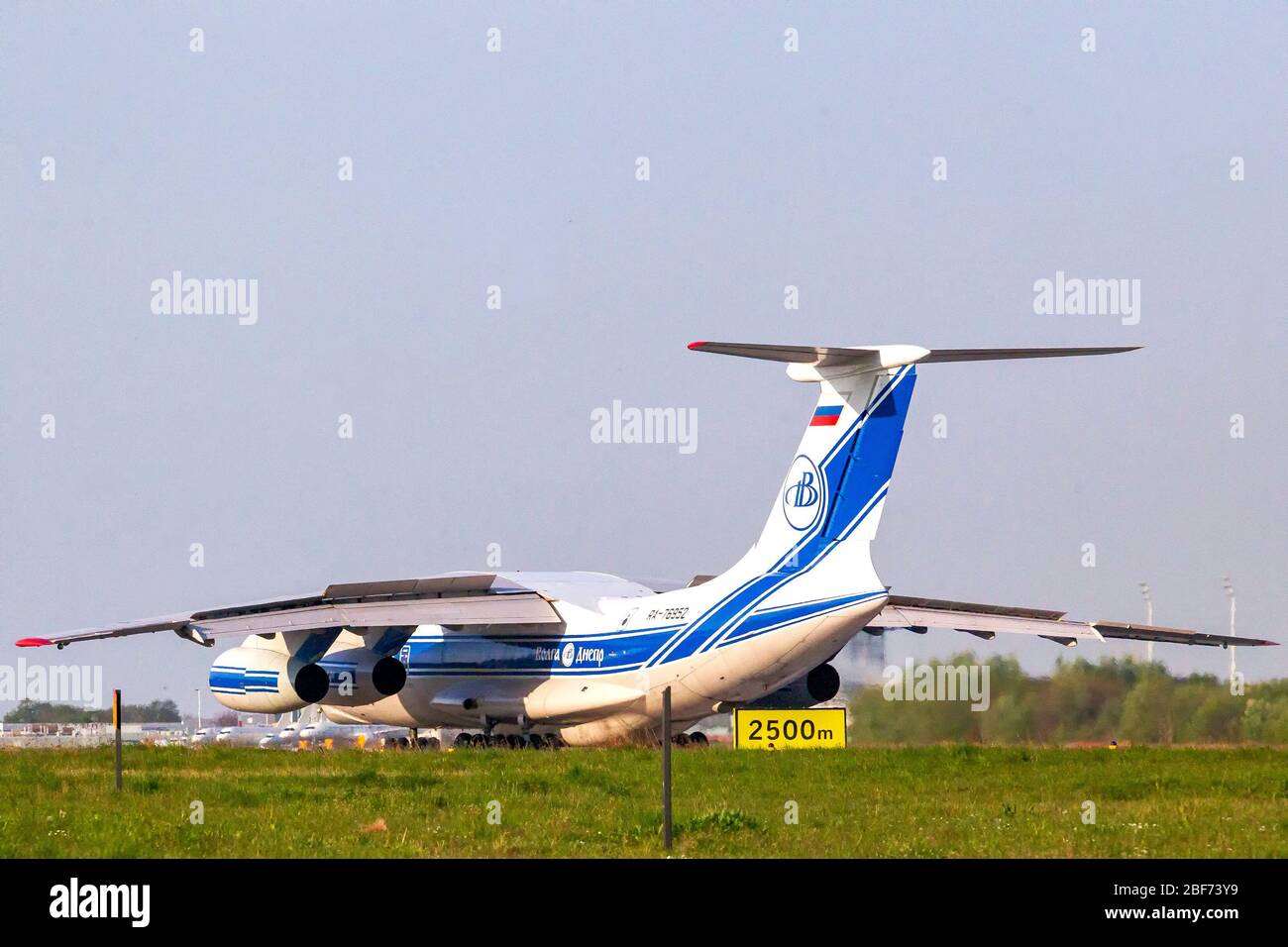 16 april 2020 Maastricht, The Netherlands Airplanes leaving the Airport Iljoesin IL76TD-90 VD cargo vliegtuig Iljoesin IL76TD-90 VD cargo plane Stock Photo