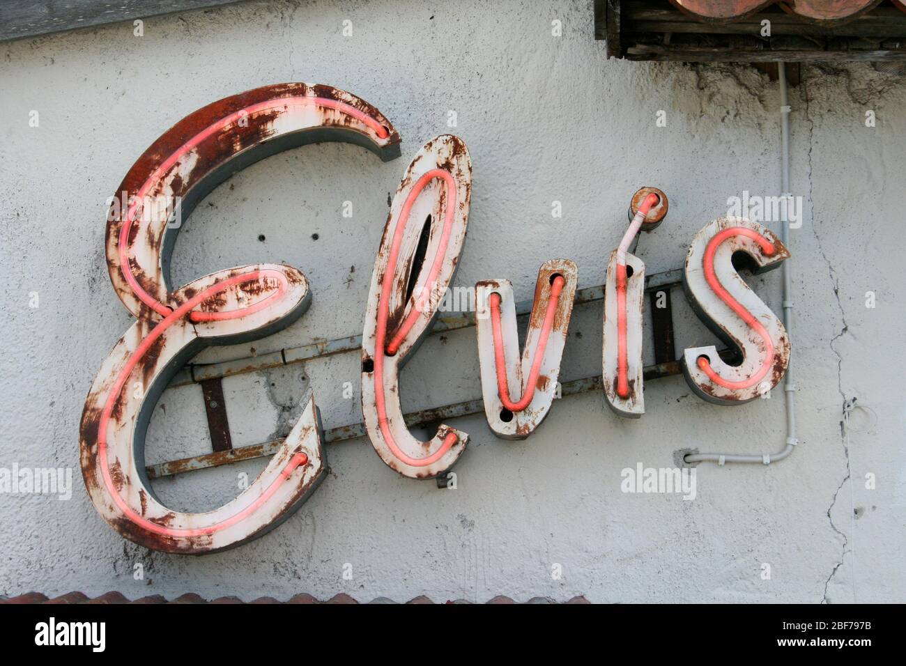 Retro lights letters hires stock photography and images Alamy