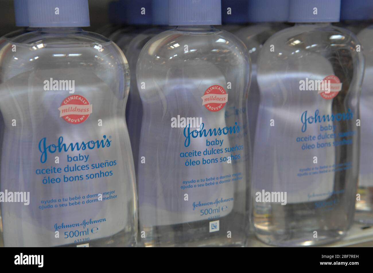 Johnson's baby body oil Stock Photo Alamy