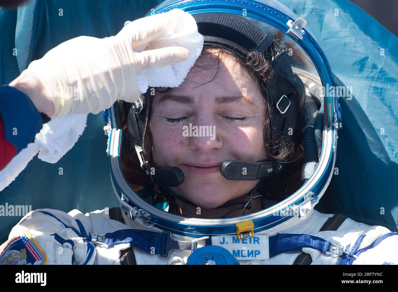Zhezkazgan, Kazakhstan. 17th Apr, 2020. Expedition 62 astronaut Jessica Meir is seen outside the Soyuz MS-15 spacecraft after she landed with NASA astronaut Andrew Morgan and Roscosmos cosmonaut Oleg Skripochka in a remote area near the town of Zhezkazgan, Kazakhstan on on April 17, 2020. Meir and Skripochka returned after 205 days in space, and Morgan after 272 days in space. All three served as Expedition 60-61-62 crew members onboard the International Space Station. Photo by Andrey Shelepin/NASA/GCTC//UPI Credit: UPI/Alamy Live News Stock Photo