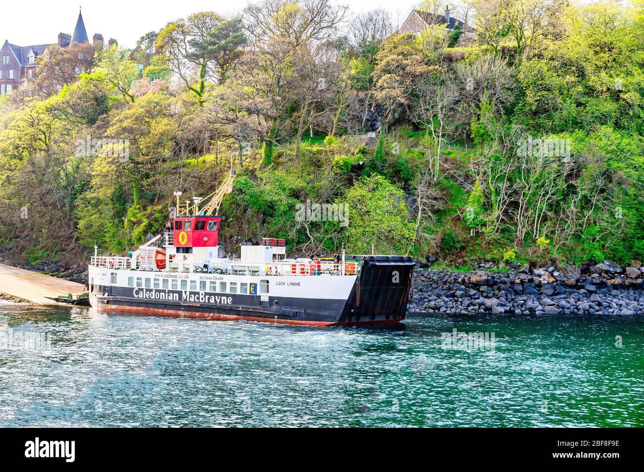 Caledonian MacBrayne car and passenger ferry Loch Linnhe at the pier in Tobermory on the Isle of Mull in western Scotland having arrived from Kilchoan Stock Photo