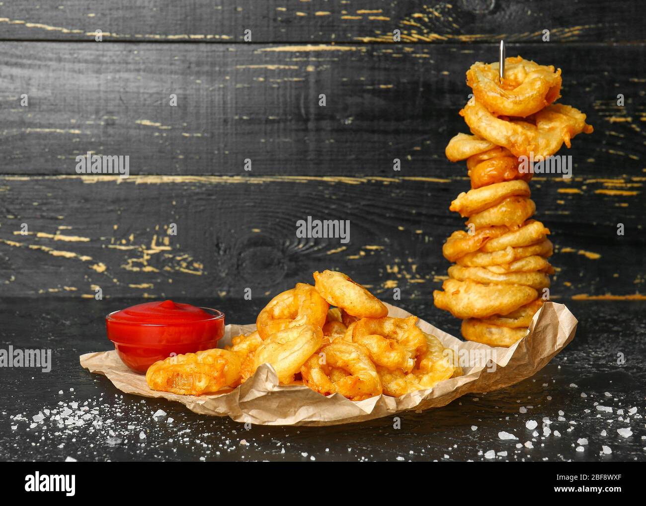 Stack crispy onion rings hi-res stock photography and images - Alamy