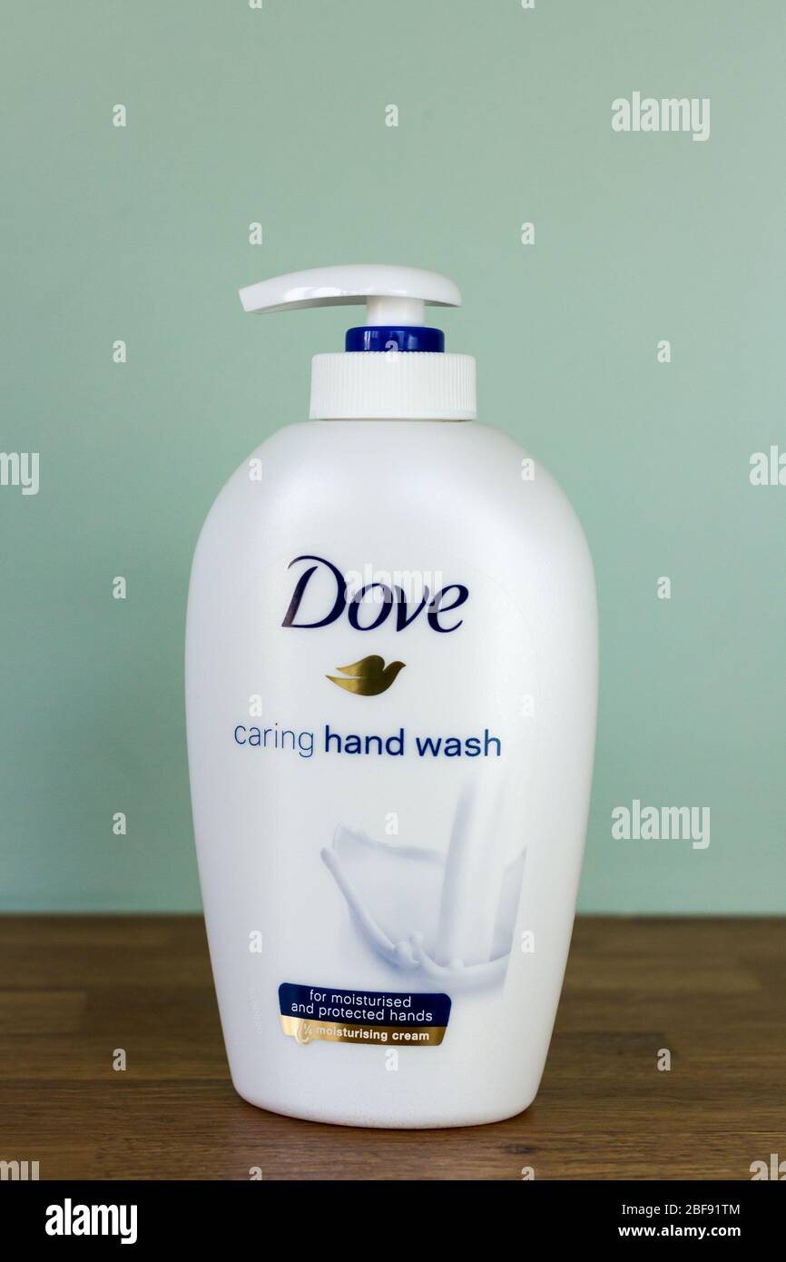 Dove soap hires stock photography and images Alamy
