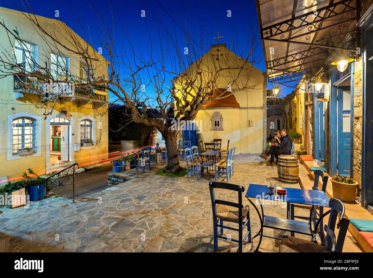 Picturesque 'corner' ('Ston Prodromo' cafe & tavern) at Kastelli Fournis village, Epano Mirabello, Agios Nikolaos Municipality, Lasithi, Crete, Greece Stock Photo