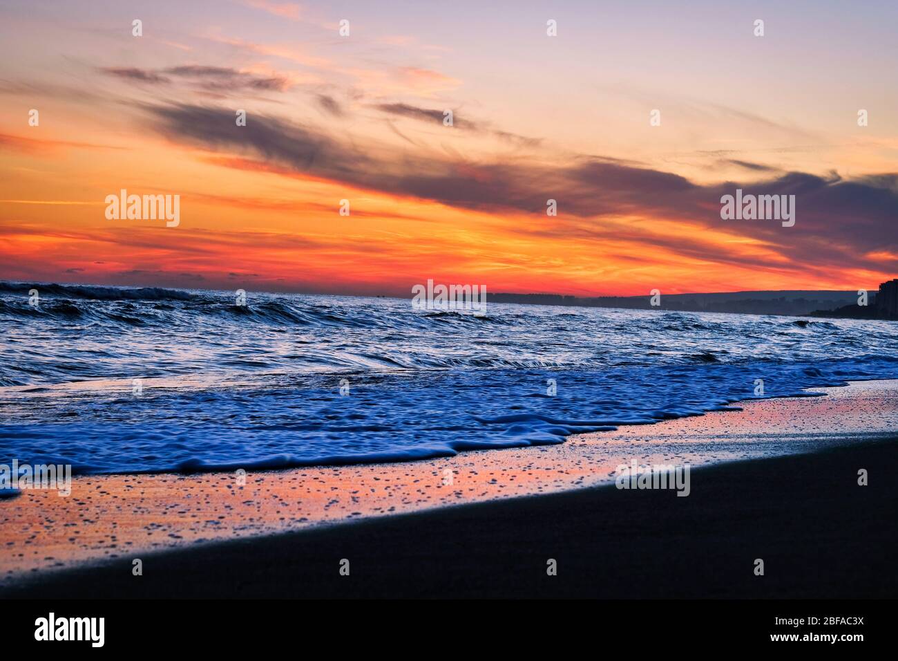 Golden Sparkling Sea Water Sunset High Resolution Stock Photography And Images Alamy