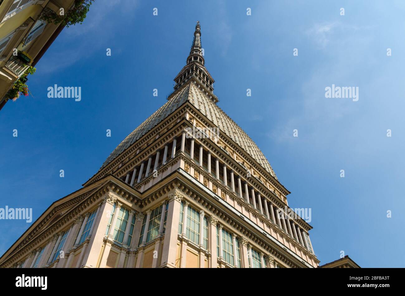 STEEPLE definition in American English