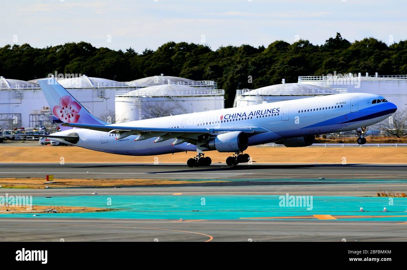 China Airlines-Taiwan, Airbus,A330-300, B-18352, Take Off, Narita Airport, Chiba, Japan Stock Photo