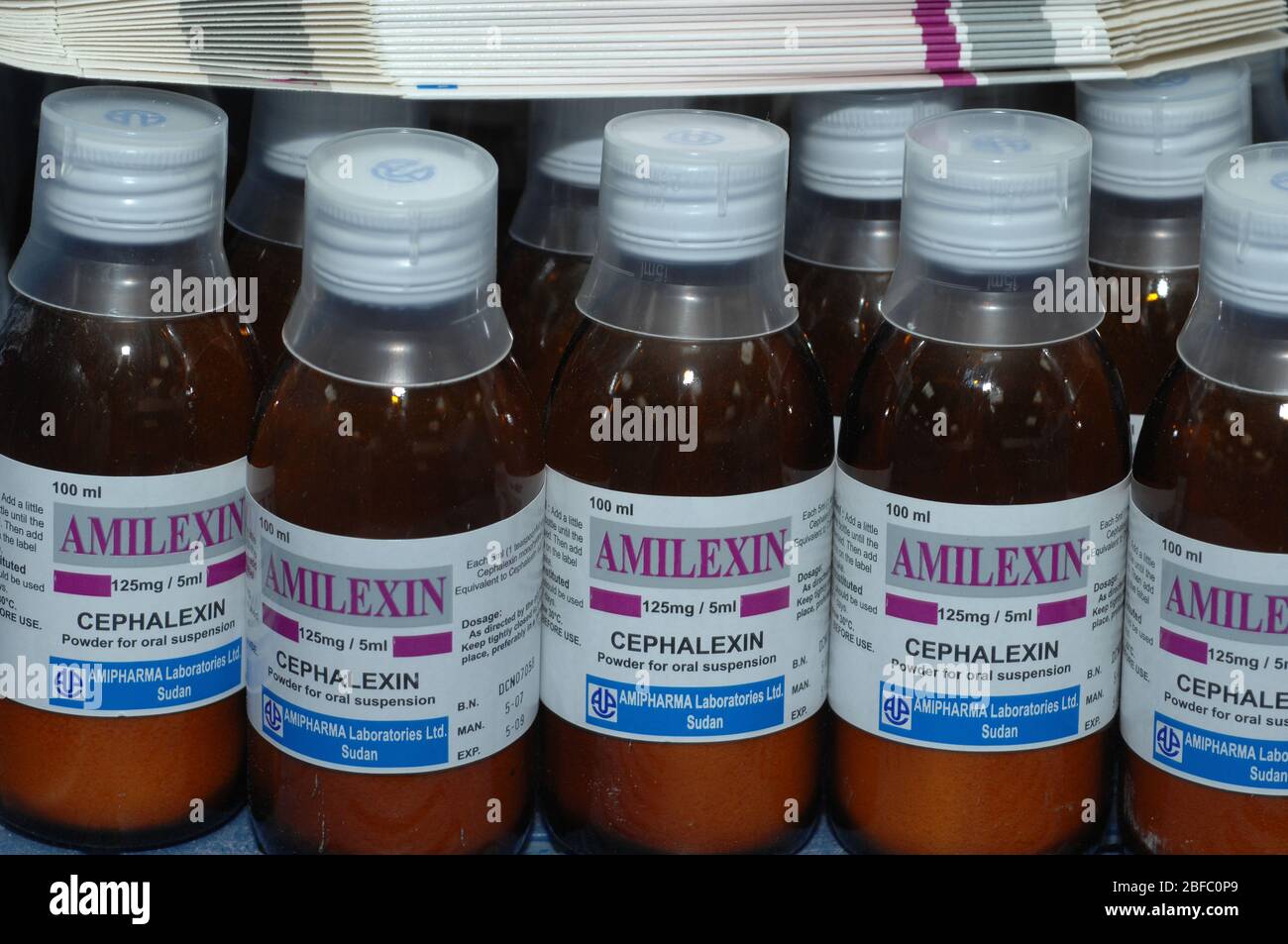 Cephalexin hires stock photography and images Alamy