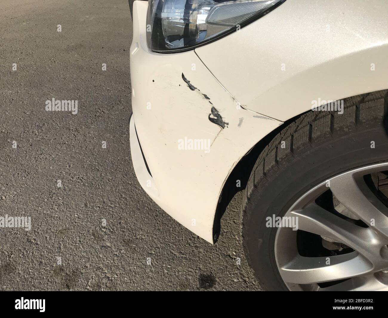 Dent car scratch closeup. Crashed car in accident Stock Photo Alamy