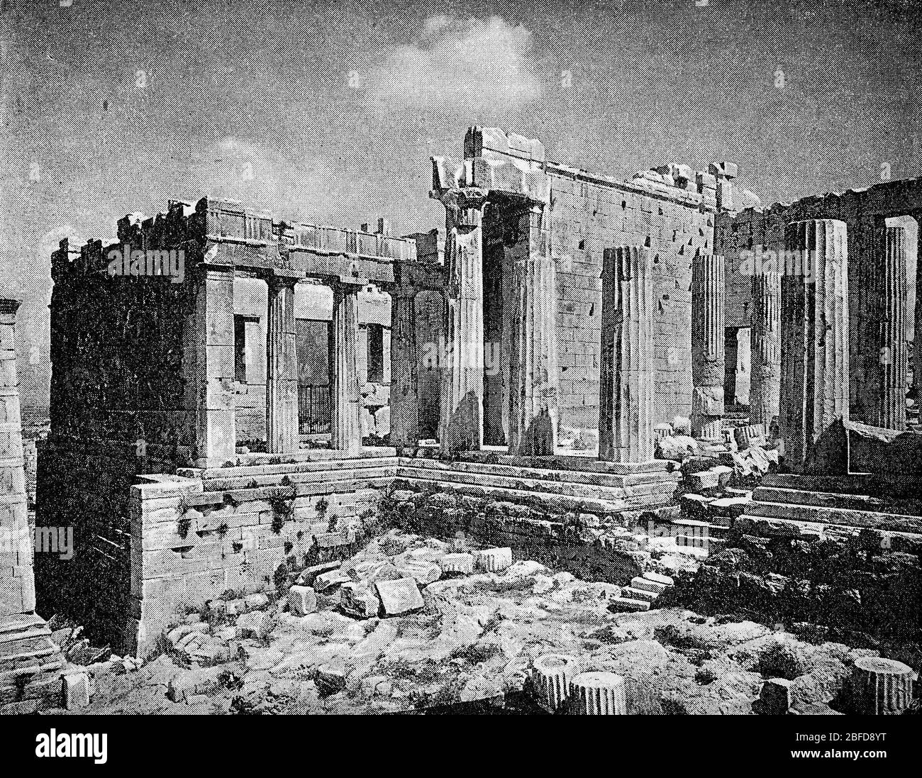 File:+ 1987 wurde die Akropolis Athens Teil des UNESCO-Welterbes. 19.jpg -  Wikimedia Commons