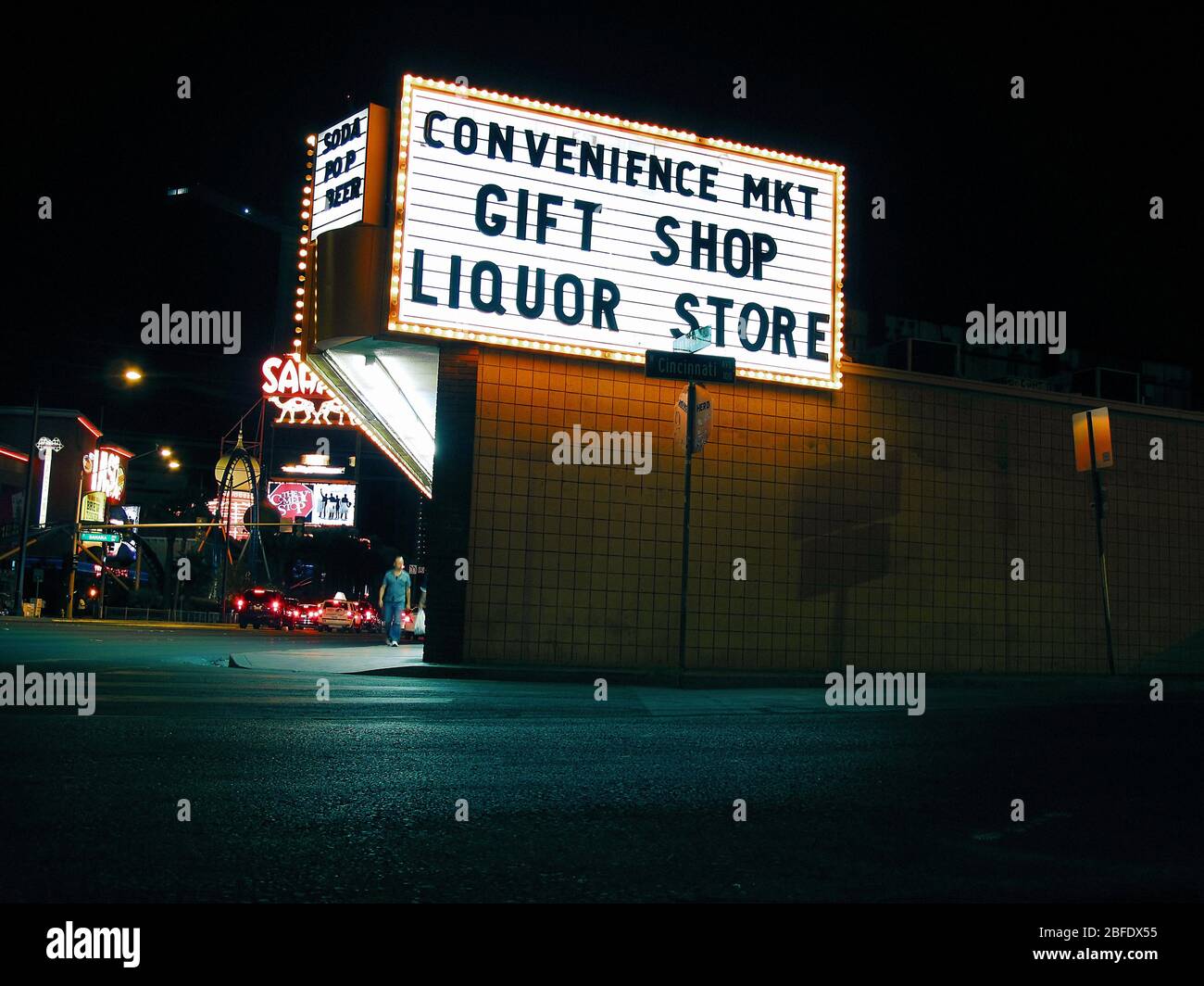 Neon Sign Liquor Store High Resolution Stock Photography and Images - Alamy