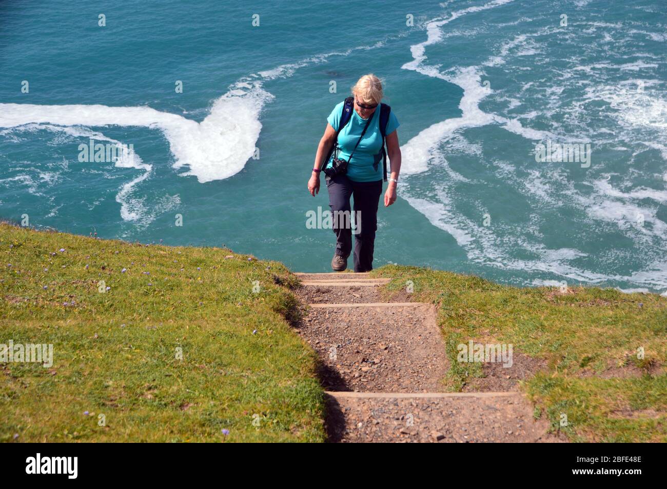 File:Steep steps to Bedruthan Beach - geograph.org.uk - 1013897.jpg -  Wikimedia Commons