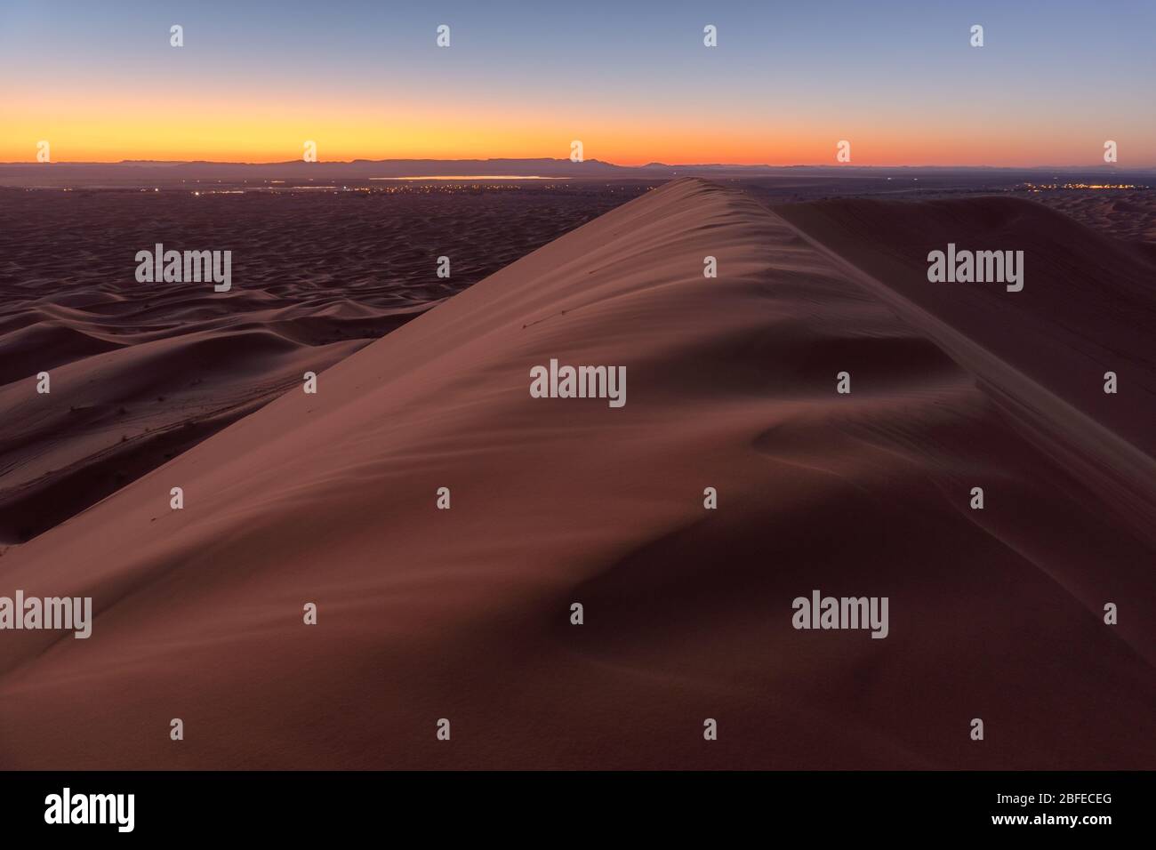 Sand dunes of Erg Chebbi in the Sahara Desert, Morocco Stock Photo - Alamy