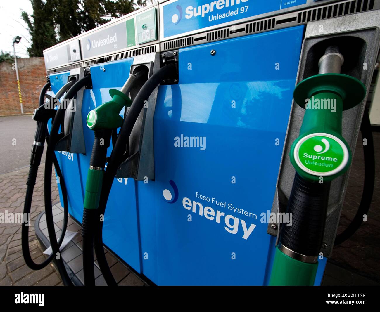 Esso service station hires stock photography and images Alamy