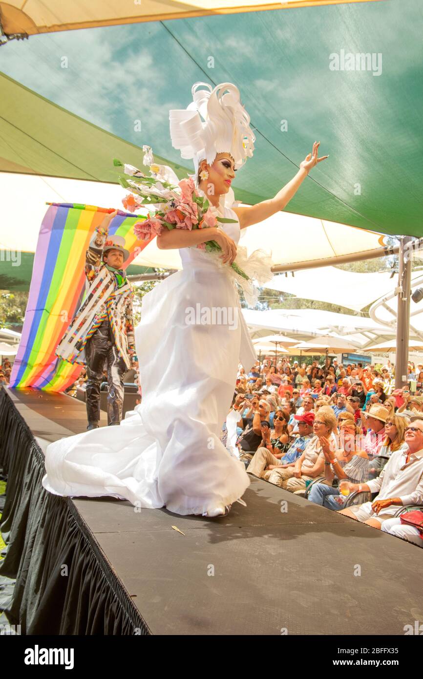 Fashion show man woman hi-res stock photography and images - Alamy