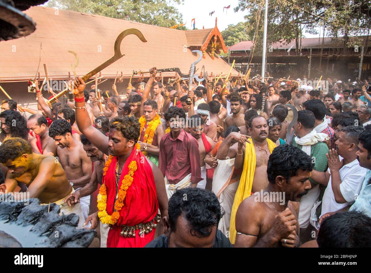 kodungallur high resolution stock photography and images alamy https www alamy com devotees in red dress and sickleshaped swords at sree kurumba sree kurumba bhagavati temple kodungallurduring bharani festivalthrissurkeralaindia image353815106 html