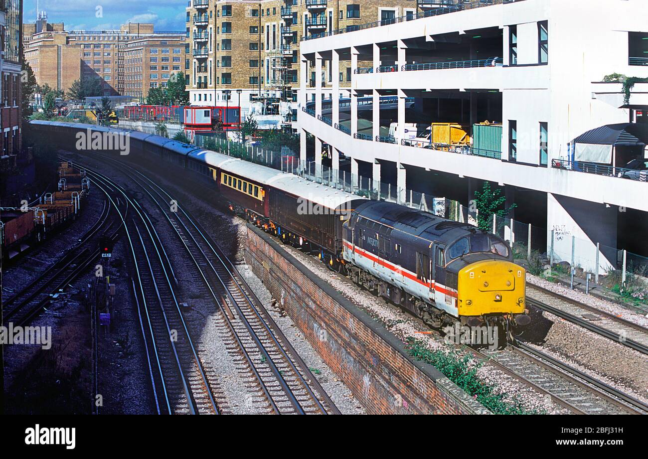 Class 37 diesel locomotive br hi-res stock photography and images - Alamy