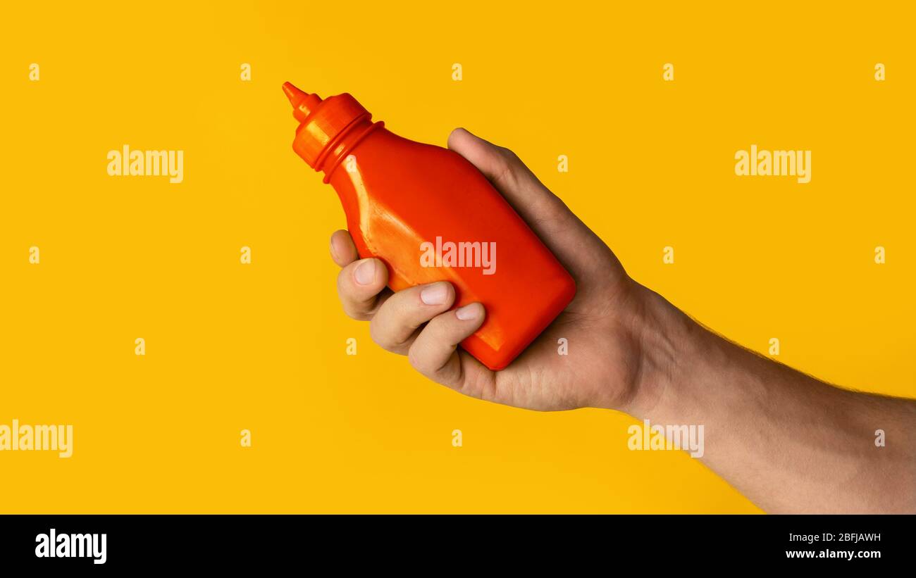 Download Empty Hot Sauce Bottle High Resolution Stock Photography And Images Alamy