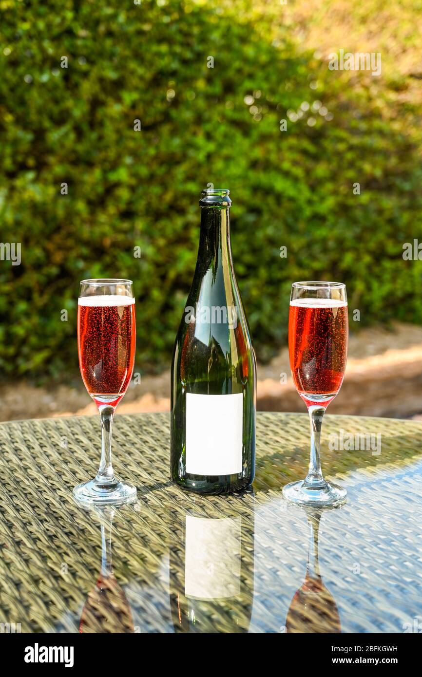 Pink champagne bottle hires stock photography and images Alamy