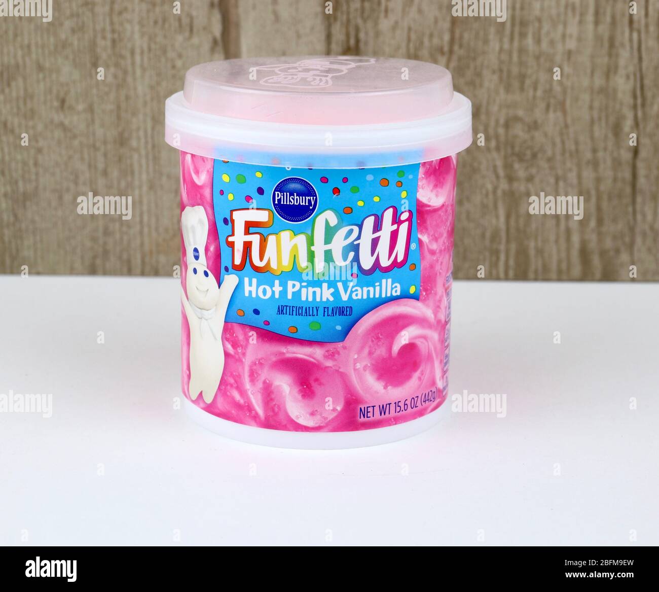 Spencer, Wisconsin, U.S.A. , April, 19, 2020   Container of Pillsbury Funfetti Hot Pink Vanilla Frosting  Pillbury is an American based food company Stock Photo