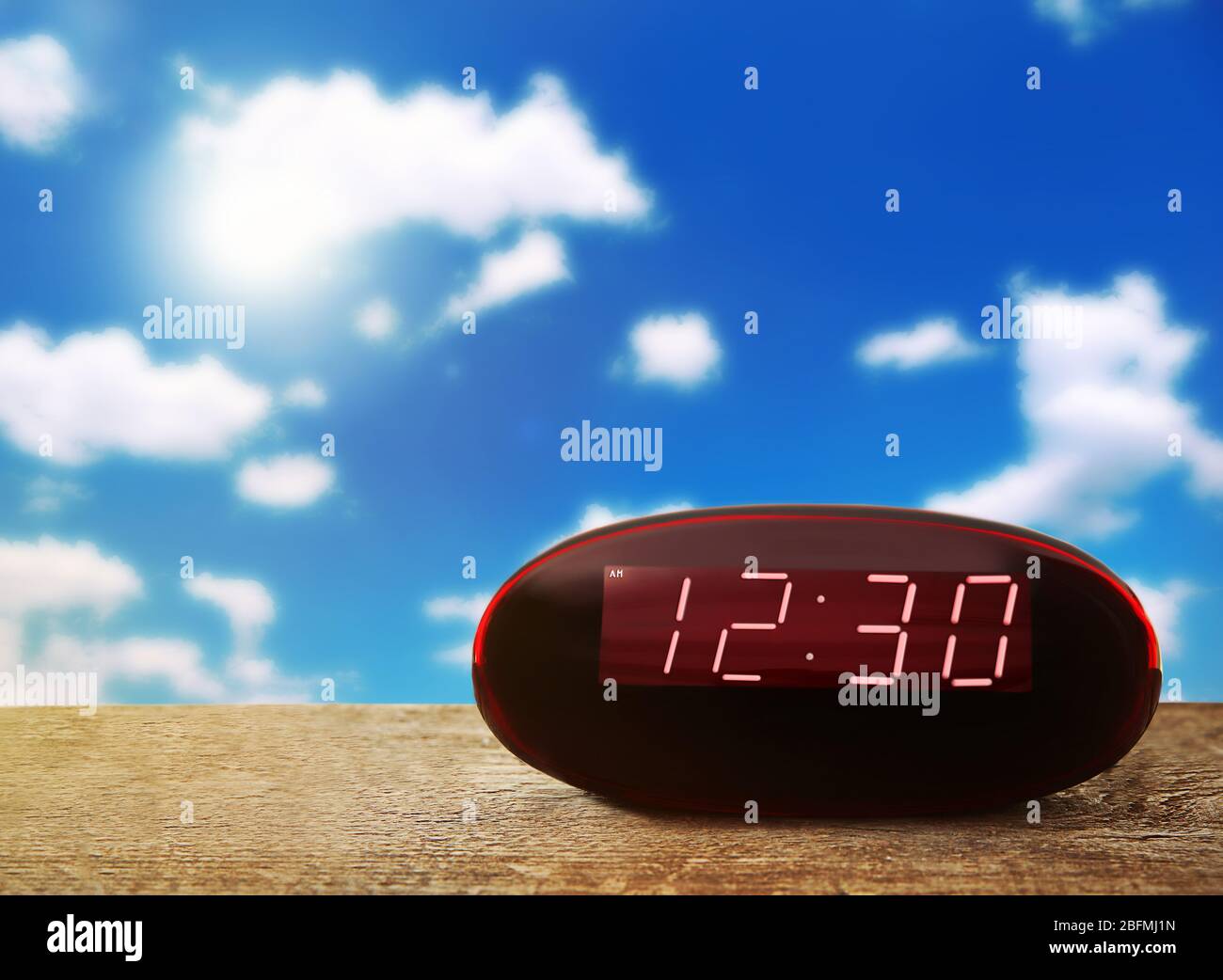 Clock 12 30 High Resolution Stock Photography And Images Alamy Clock 12 30 High Resolution Stock Photography And Images Alamy