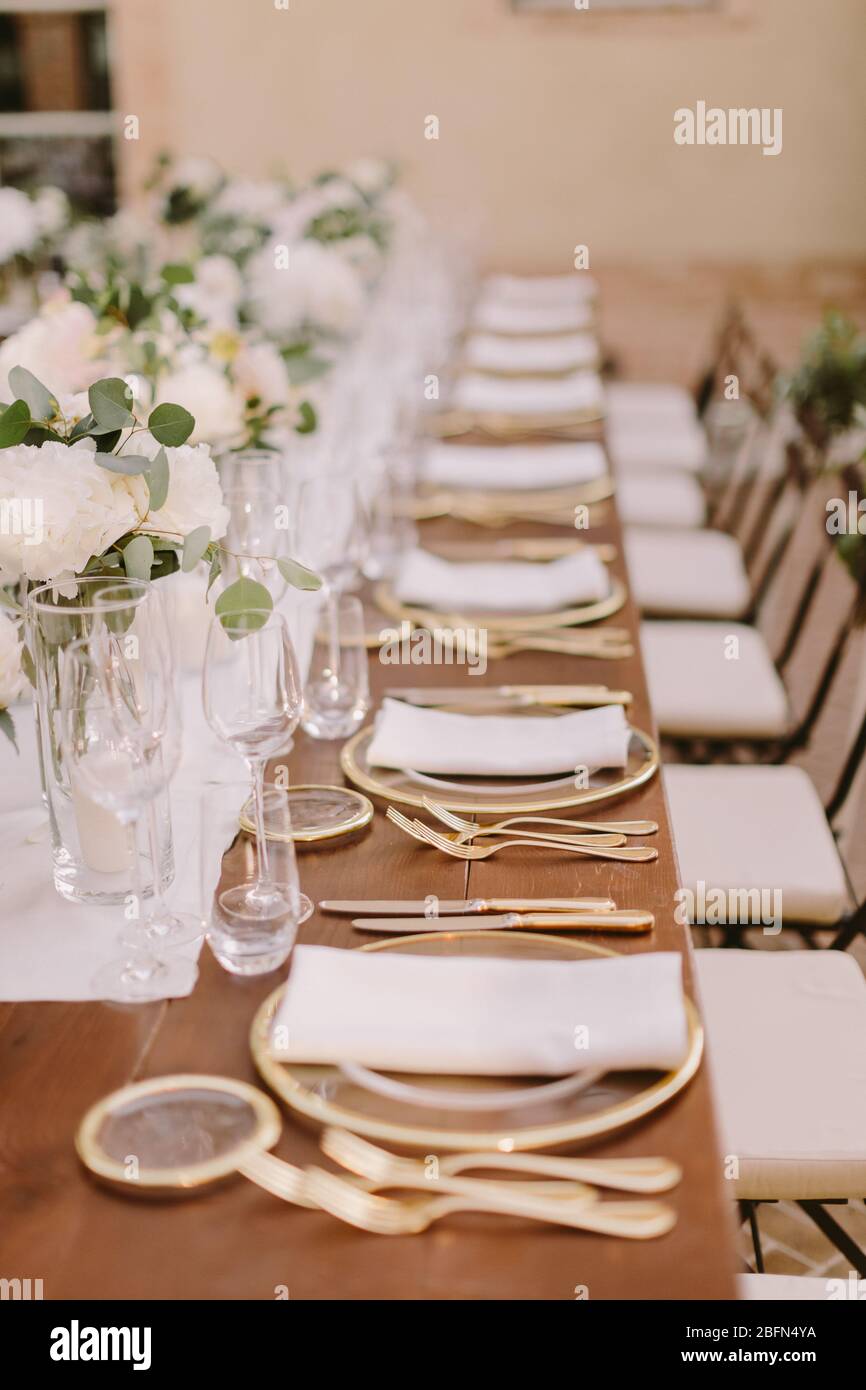 wedding reception party banquet table coverage. Luxury wedding