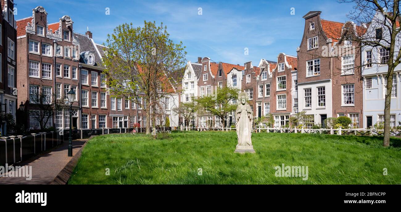 Amsterdam, Netherlands - April 2015: the grounds of the Begijnhof Ursuline convent Stock Photo