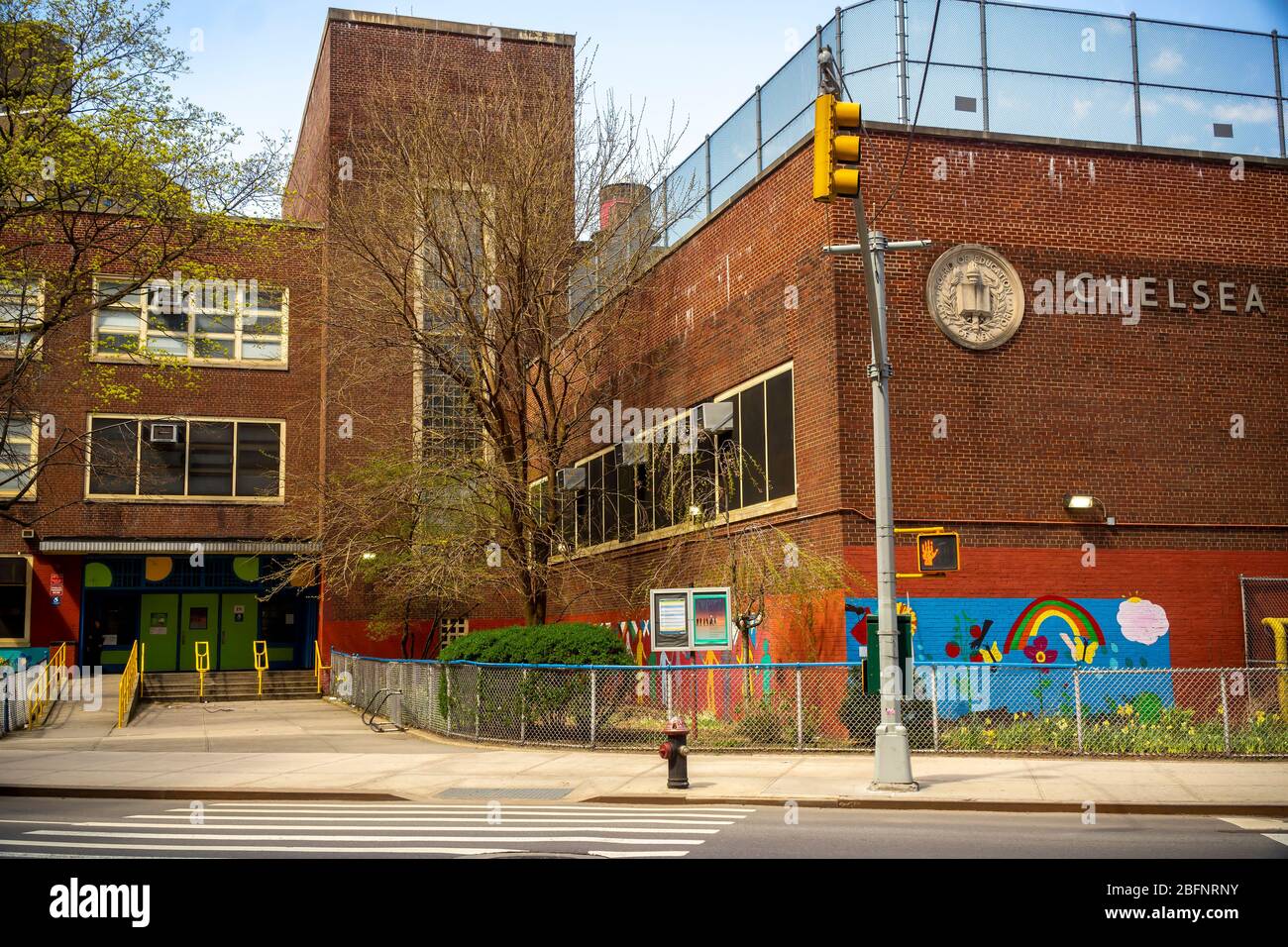 The closed PS33 in the Chelsea neighborhood of New York on Saturday, April 11, 2020. New York Mayor Bill De Blasio announced that the New York City public schools will close for the rest of the school year, reopening hopefully in September.  (© Richard B. Levine) Stock Photo