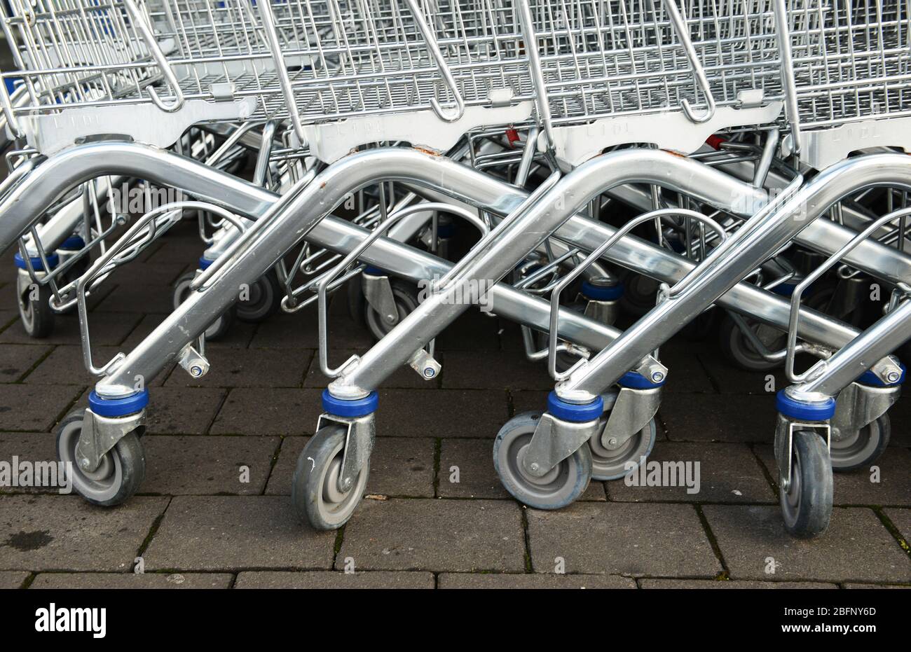 Aldi trolleys hires stock photography and images Alamy