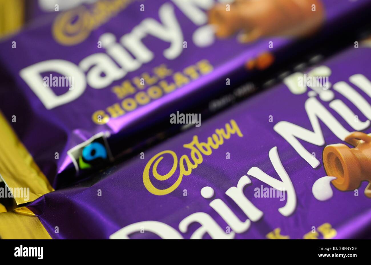Cadburys dairy milk chocolate bar hires stock photography and images
