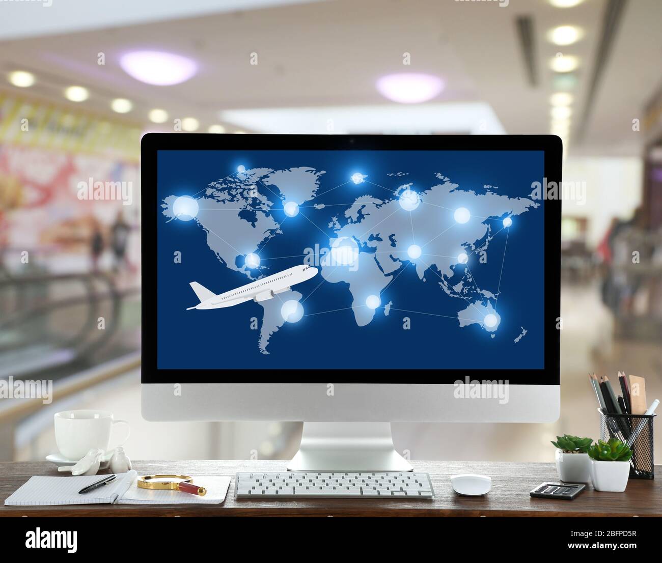 Desktop computer monitor tag hi-res stock photography and images - Alamy