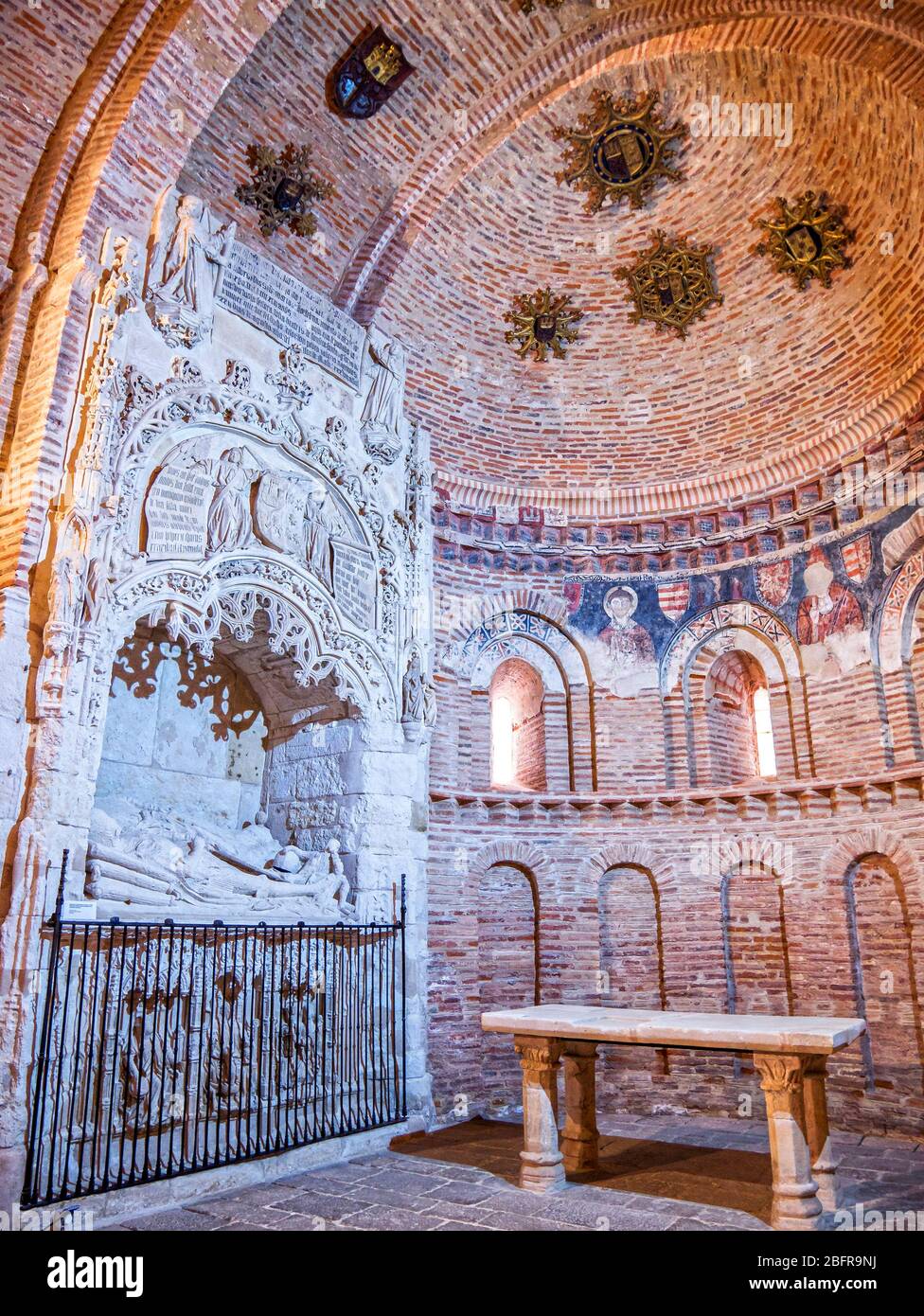 Iglesia de San Lorenzo el Real. Toro. Zamora. Castilla León. España Stock Photo