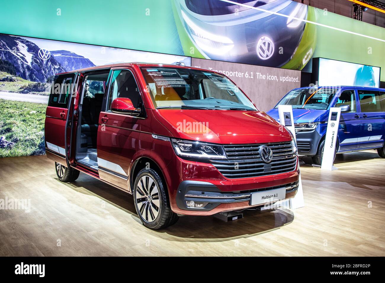 Vw multivan hi-res stock photography and images - Alamy