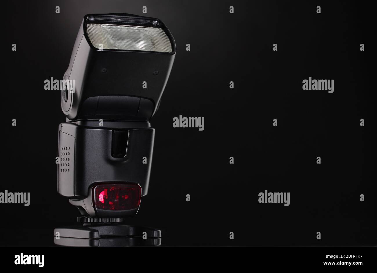 Foto studio flash hi-res stock photography and images - Alamy