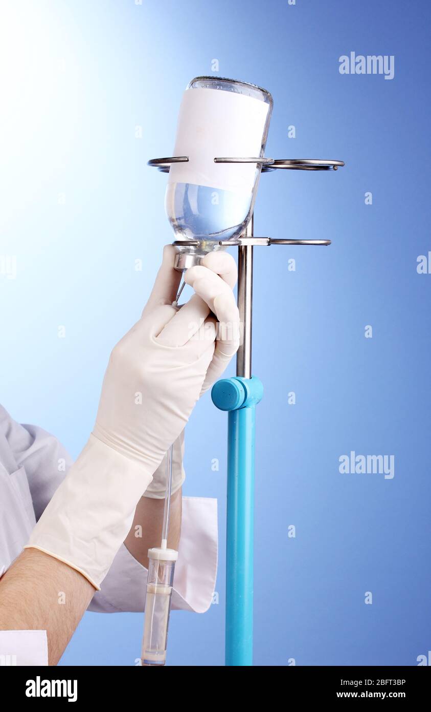 Медицинские услуги укол. Препарат для капельницы от похмелья. Современные капельницы. Кислородная капельница. Вызов медсестры на дом для капельницы.