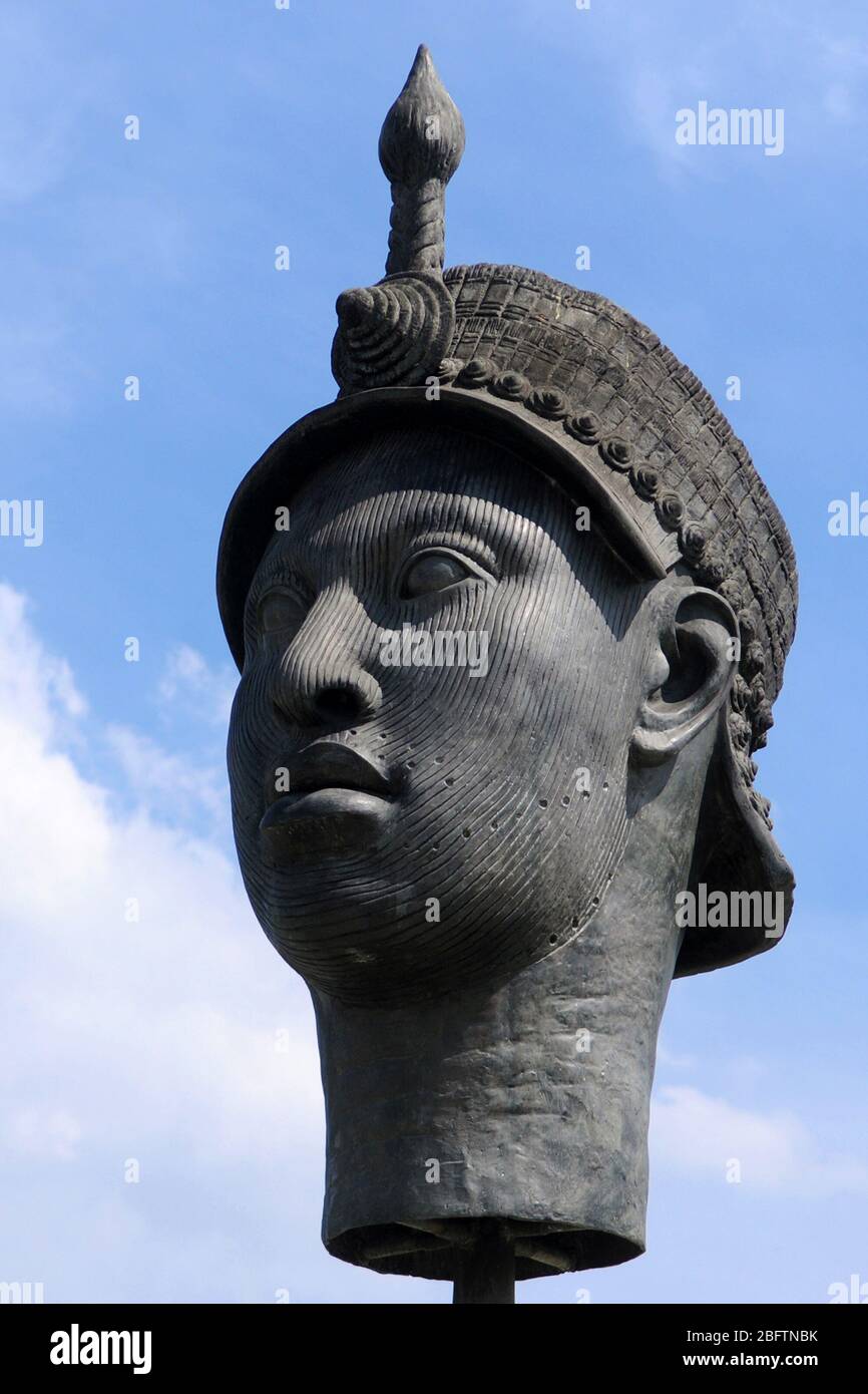 Rio de Janeiro, Brazil, April 15, 2020. Zumbi dos Palmares Monument. The  statue in honor of Zumbi who was a Brazilian quilombola leader, is located  in Stock Photo - Alamy, image size:866x1390
