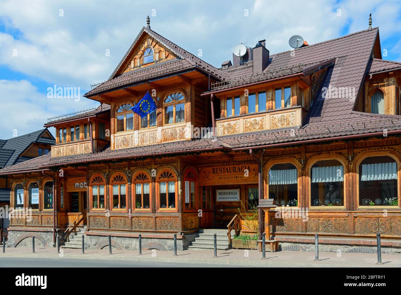 zakopane-poland-architecture-hi-res-stock-photography-and-images-alamy