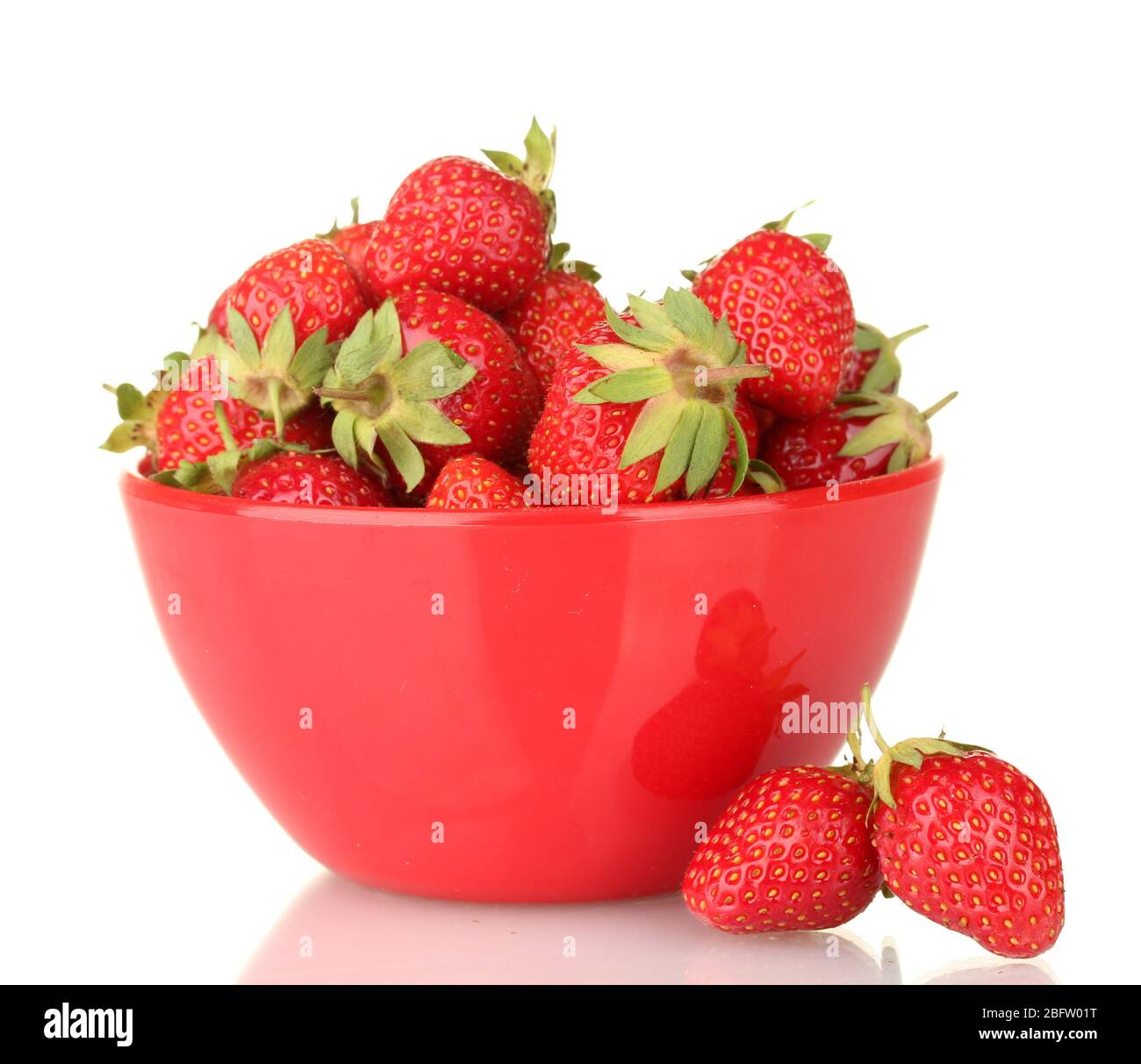 sweet ripe strawberries in bowl isolated on white Stock Photo - Alamy