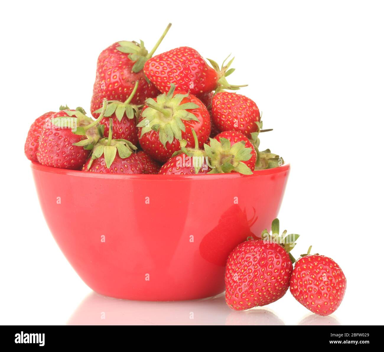 sweet ripe strawberries in bowl isolated on white Stock Photo - Alamy