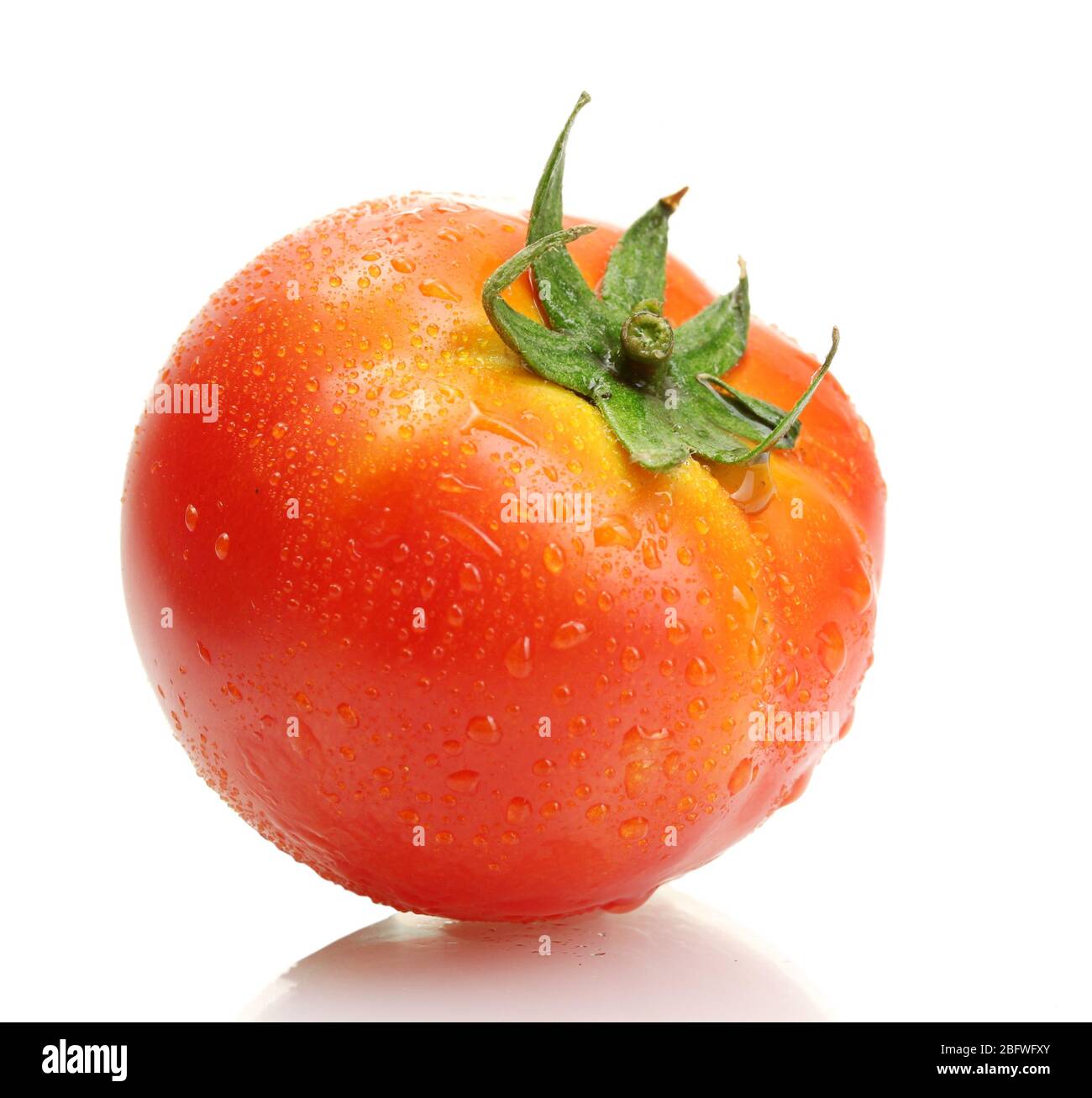 tomato with drops isolated on white Stock Photo - Alamy