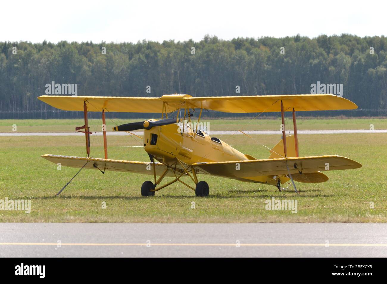 Passenger biplane hi-res stock photography and images - Alamy