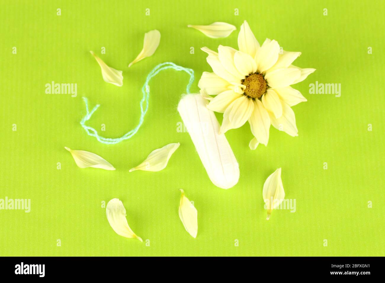 Tampon thread hi-res stock photography and images - Alamy