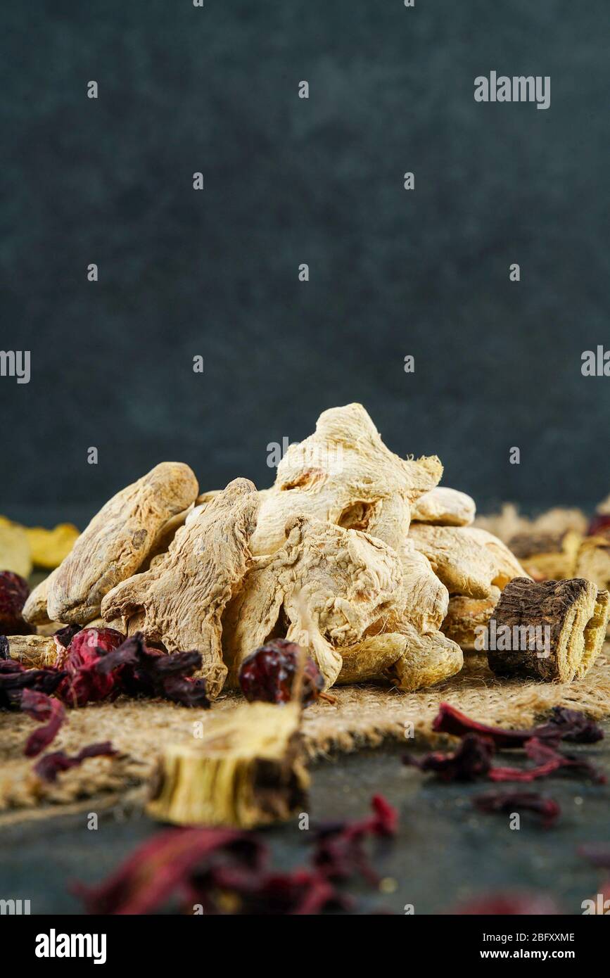 Dry ginger root Stock Photo Alamy