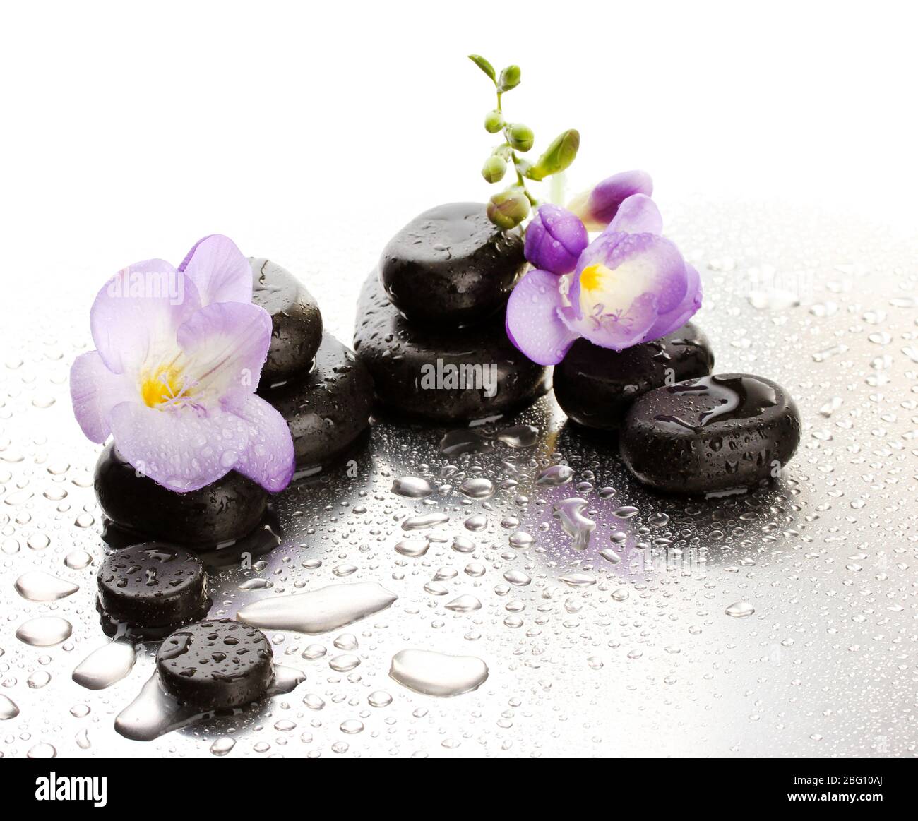 Many wet spa stones hi-res stock photography and images - Alamy