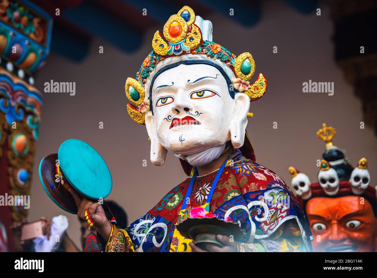 Takh Tibetan dances hi-res stock photography and images - Alamy