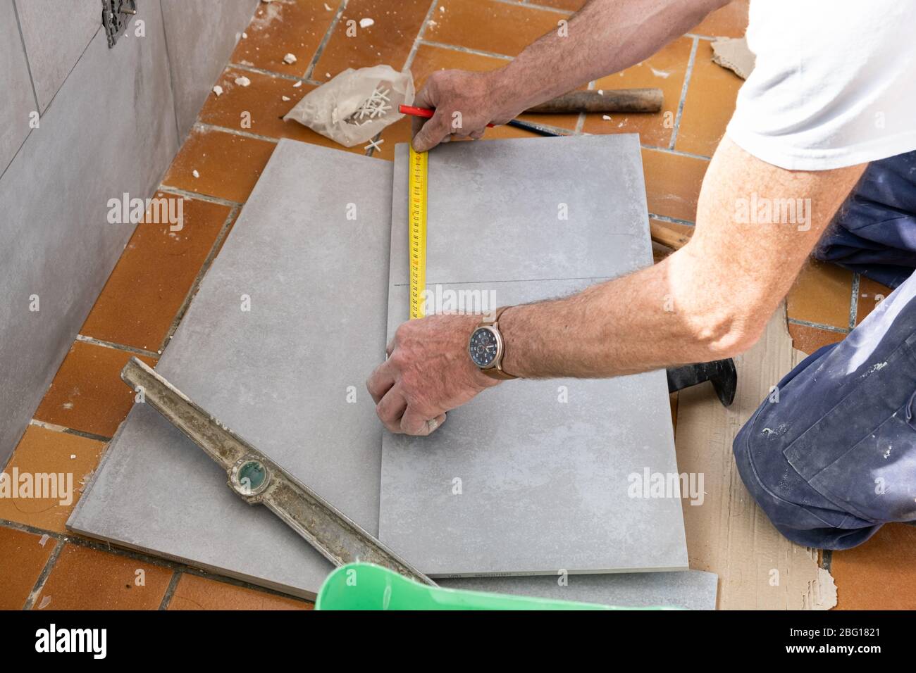 Wolfcraft 5570000. Замерить плитку. Замер плитку. Замеры ванной комнаты. В чем измеряется кафель.