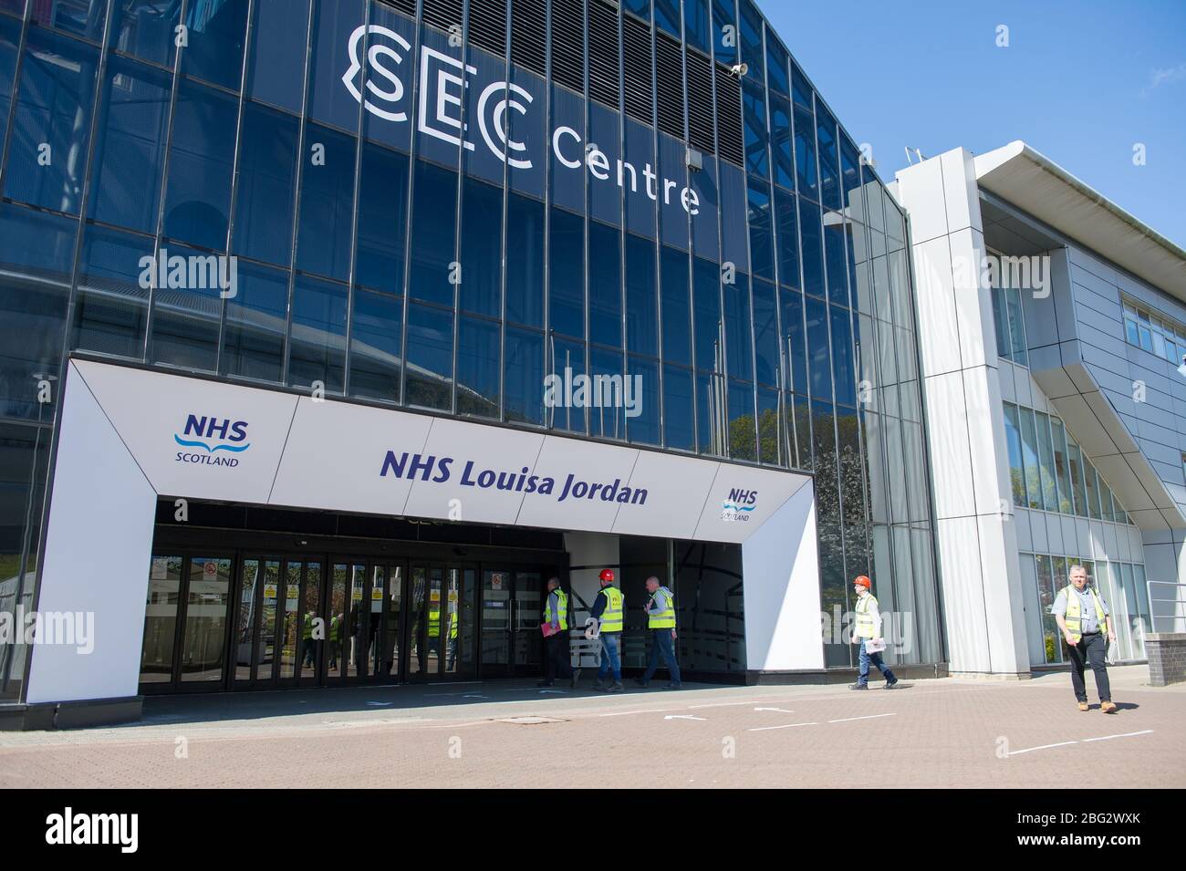 Exterior view of entrance to nhs louisa jordan hospital hires stock