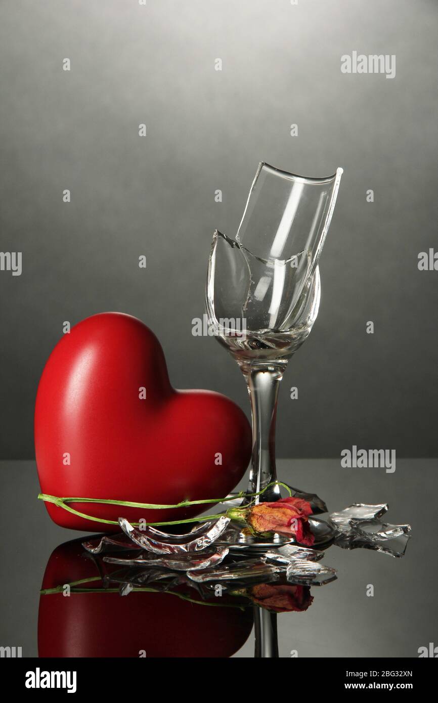 Broken heart shape mirror on hi-res stock photography and images - Alamy, image size:866x1390