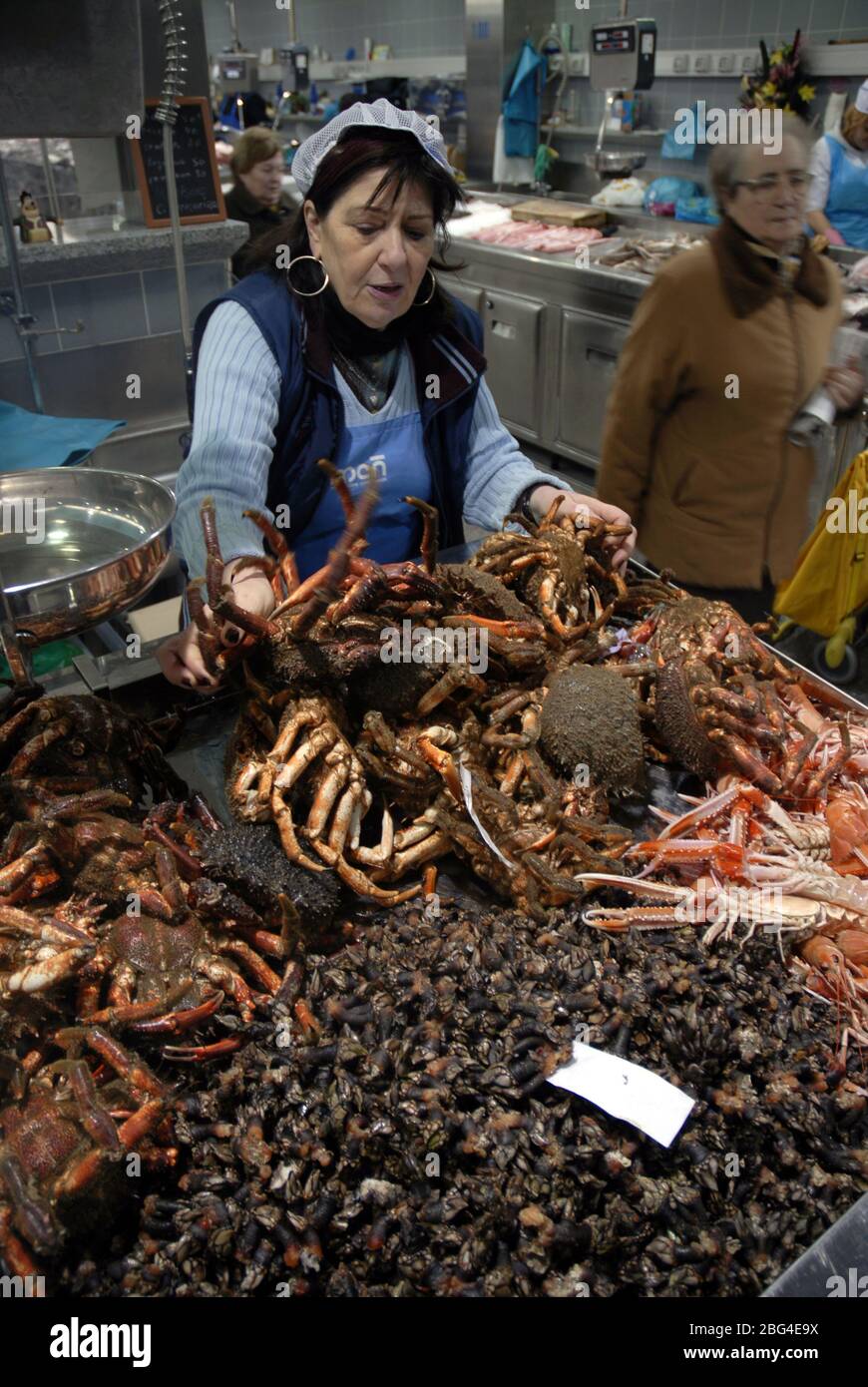Coruna spain fish market hi-res stock photography and images - Alamy